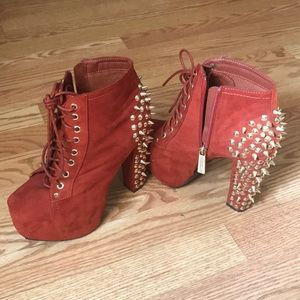 Red pump!